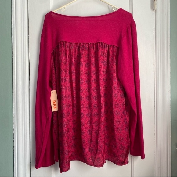 NWT- Plus Size EVRI Mixed Media Top - Size 0X - Picture 5 of 8